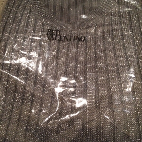 ❌SOLD❌NWT RED VALENTINO Metallic Cuff Sweater - Picture 7 of 8